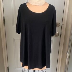 Studio Black Short Sleeve ribbed knit Top